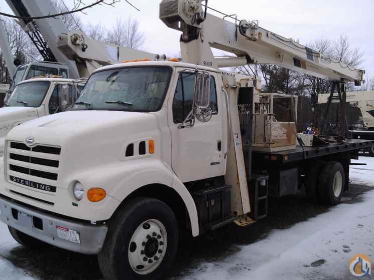 2001 National 568D