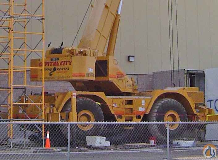 1995 Grove RT855B