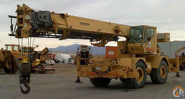 1994 Grove RT528C