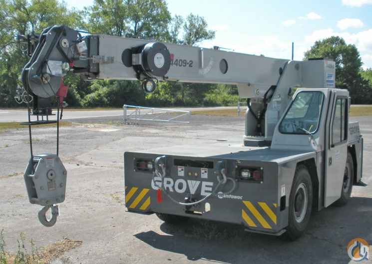 2012 Grove YB4409-2