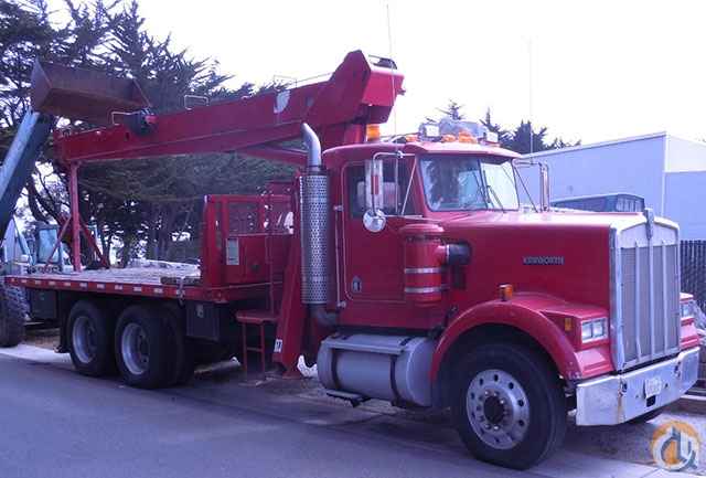 556B