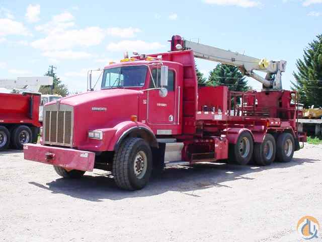 1996 JLG 1000BT