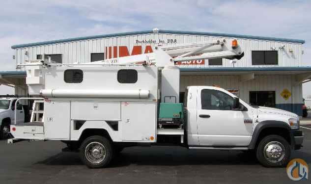 2008 Dodge Ram 5500 ETI 35' Bucket Walk In Service Bed