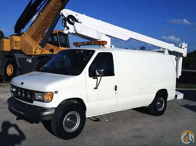1999 Altec AT200AV