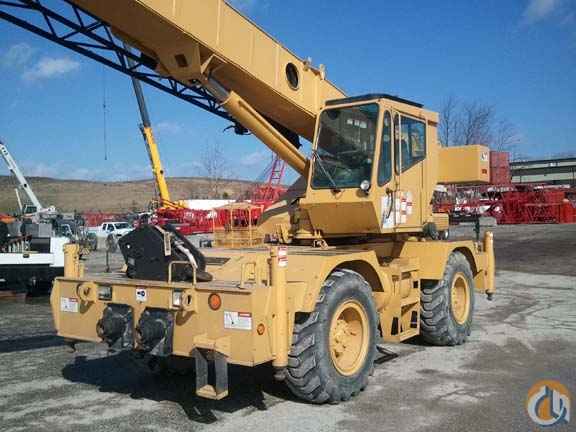 1999 Grove RT522