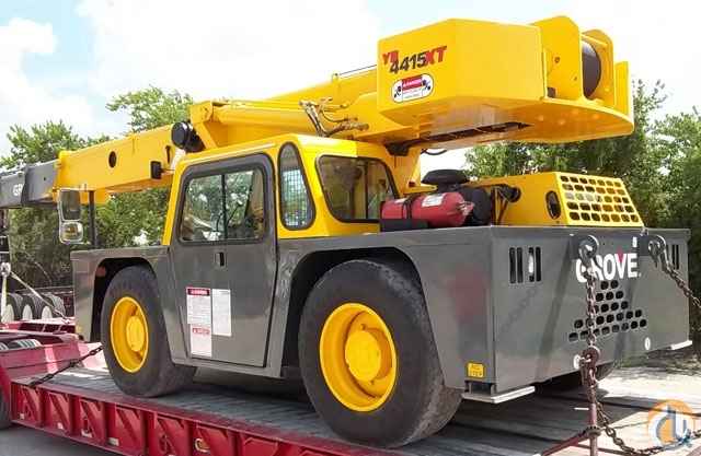 2002 Grove YB4415XT