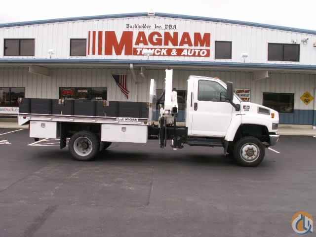 2006 Chevrolet C5500 12' bed 4/29 IMT Knuckleboom 4X4