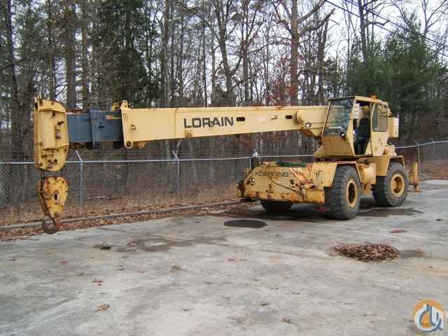 1990 Lorain LRT 230