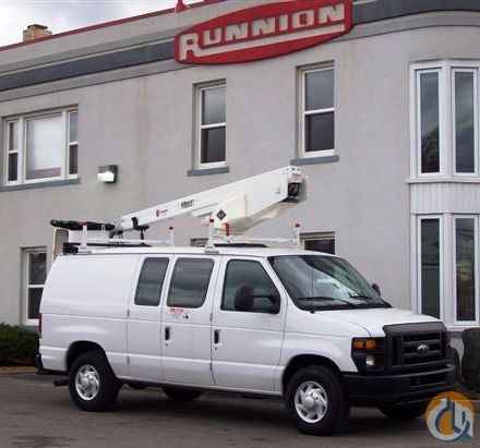 2008 Versalift VanTel-29-N