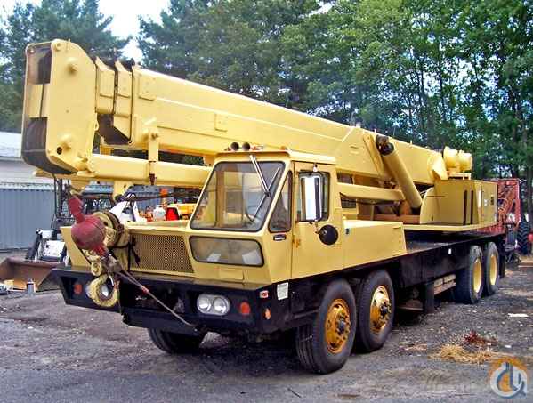 1973 P&H T-300