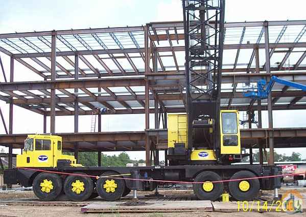 1975 Lorain MC 8150