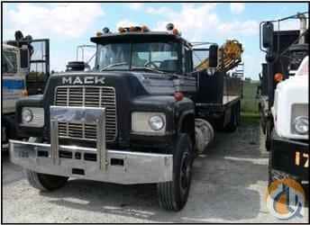 C233073