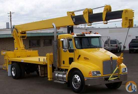Unic Spydercrane UR1504 Rear Mount