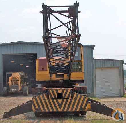1968 Lorain MC 330