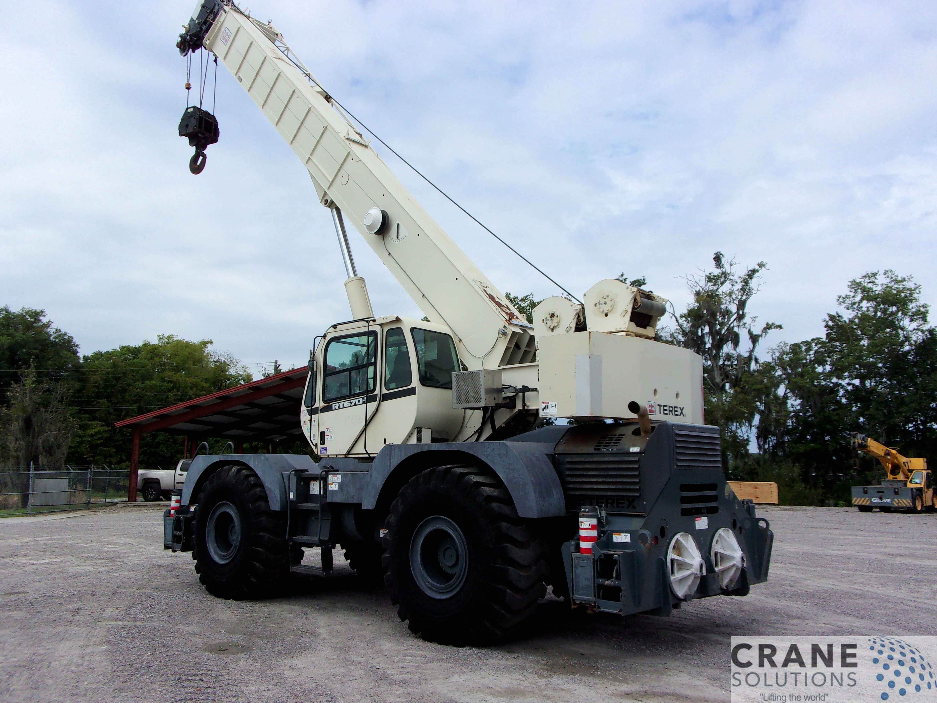2012 Terex RT670