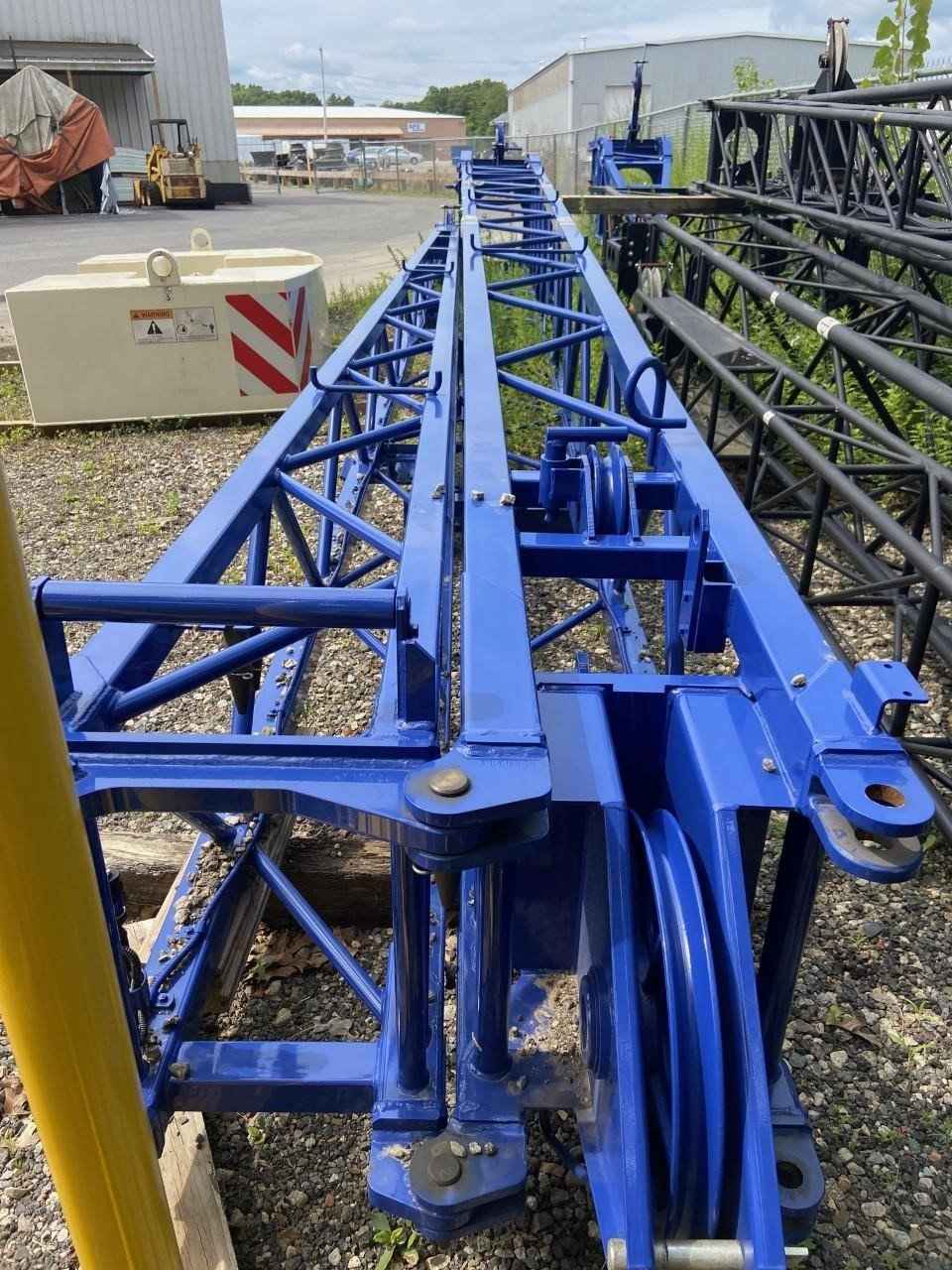 TADANO MANTIS