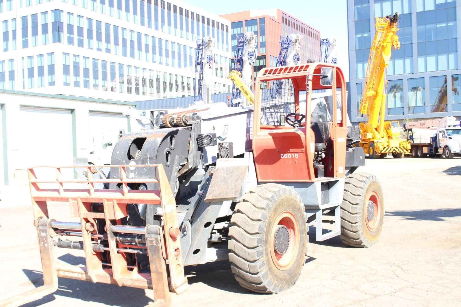 2019 SKYJACK ZB2044