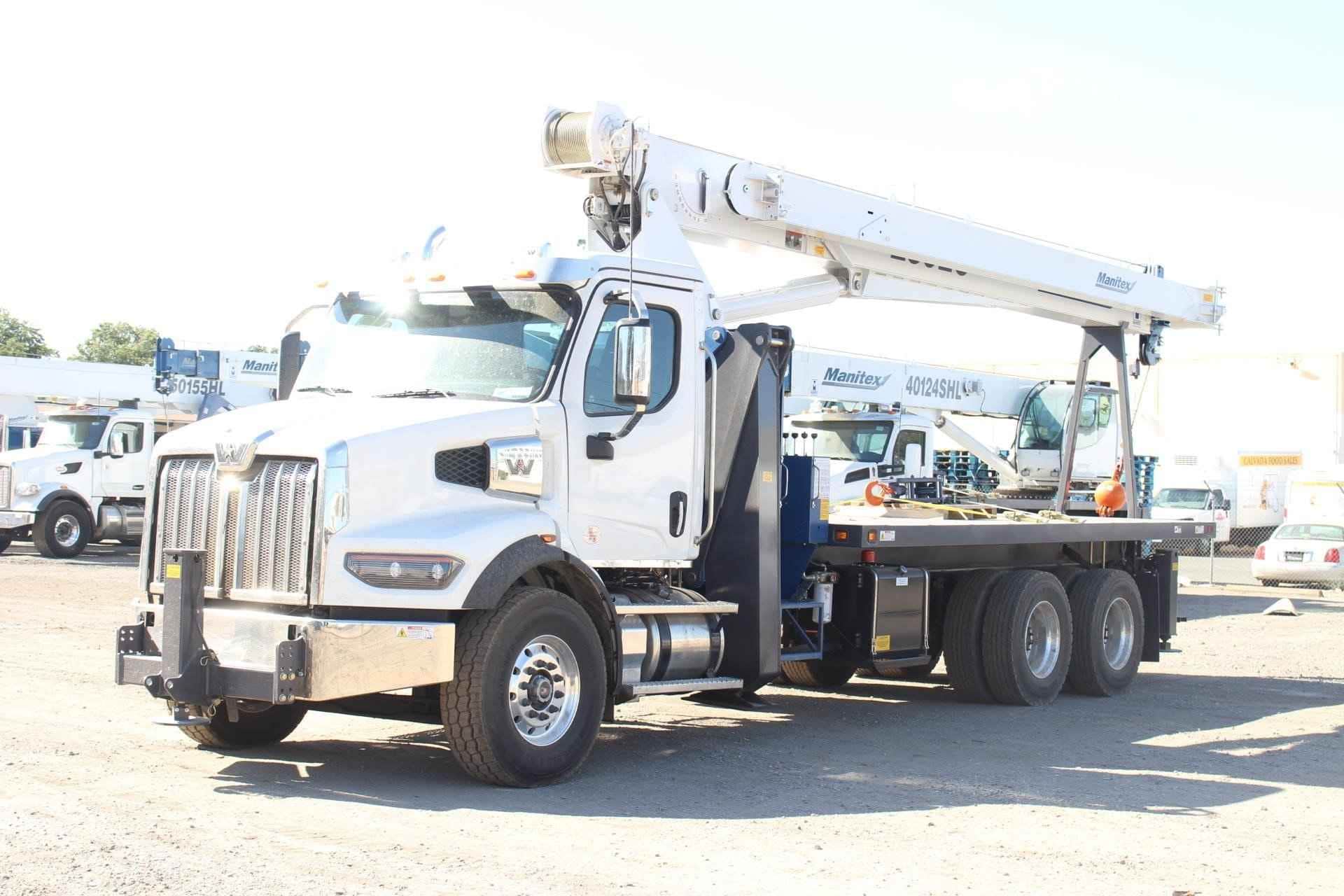 2023 MANITEX 2892C