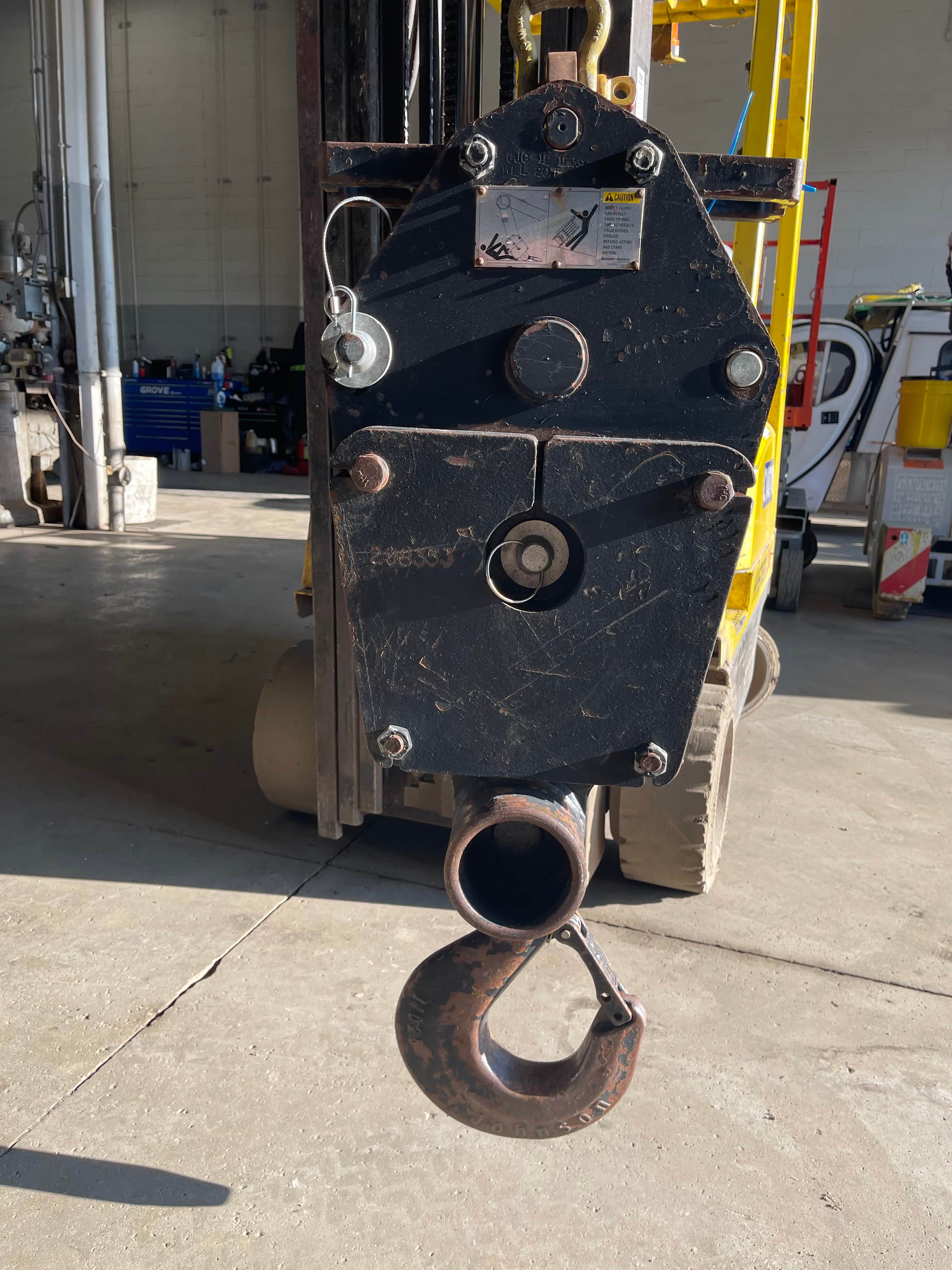 20 ton, single sheave, quick reeving hook block