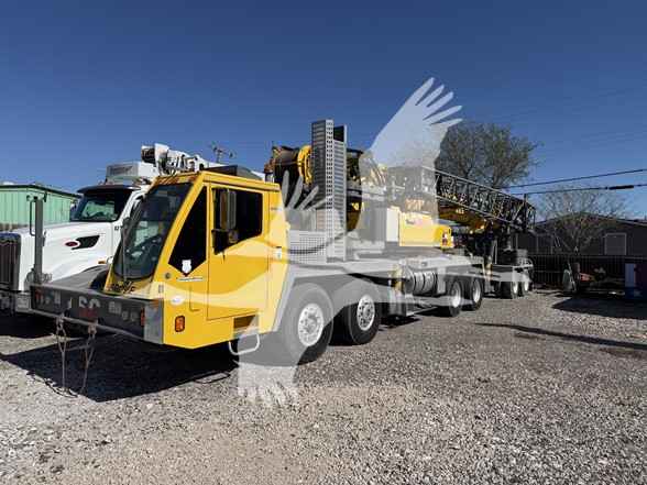 2014 Grove TMS9000E