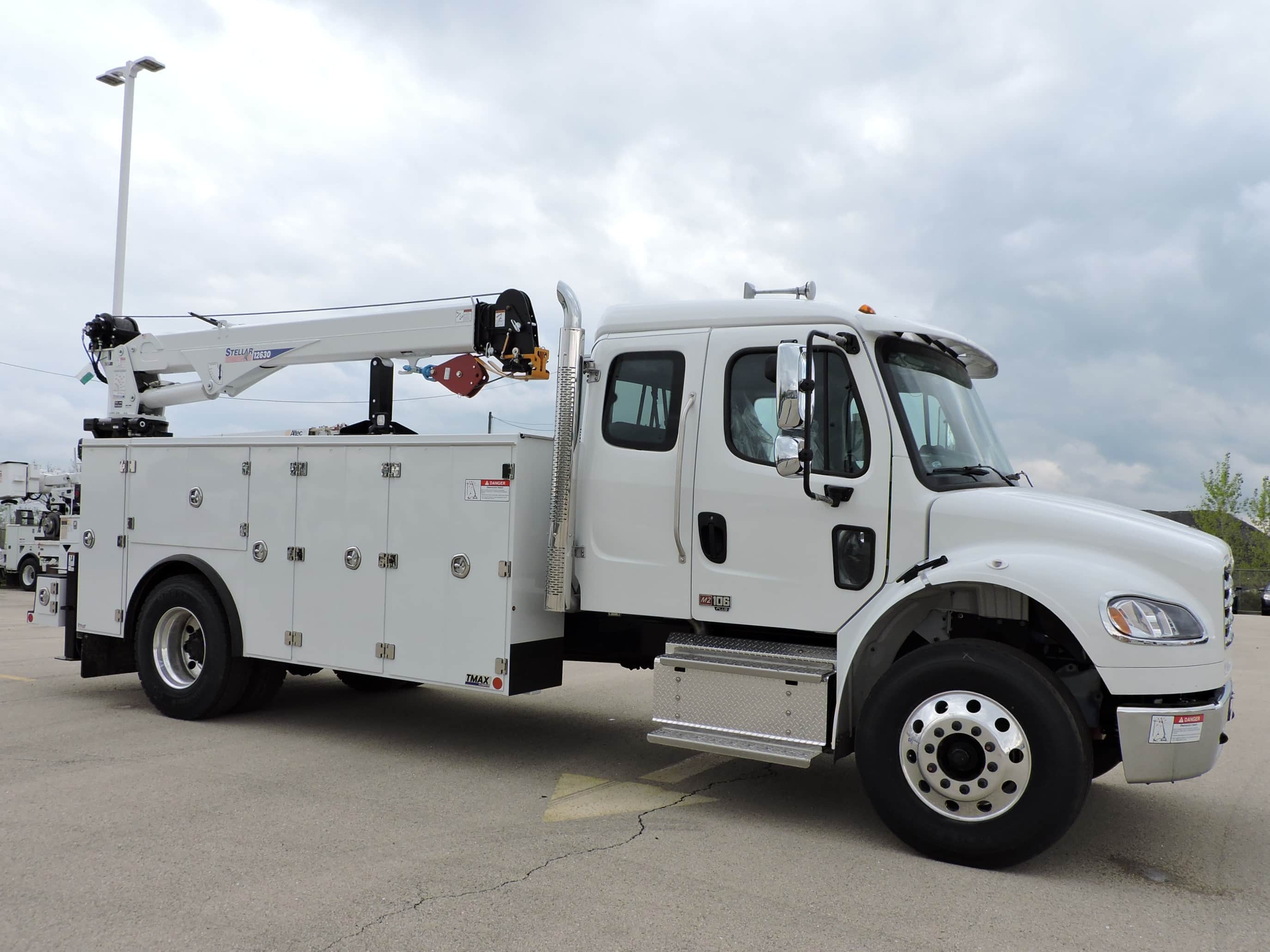 2026 Stellar 12630 TMAX 2-14 service body