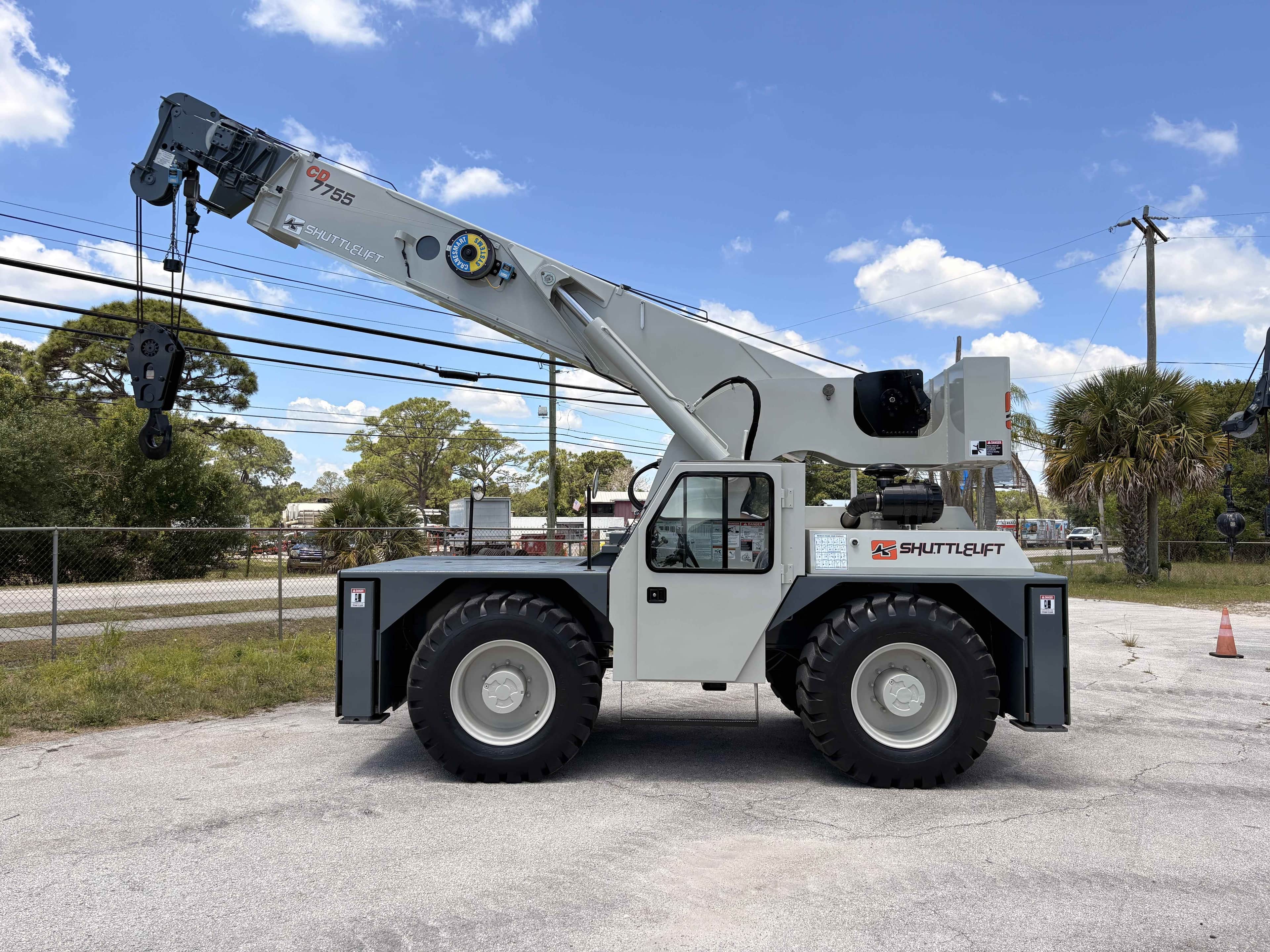 2010 Shuttlelift CD7755