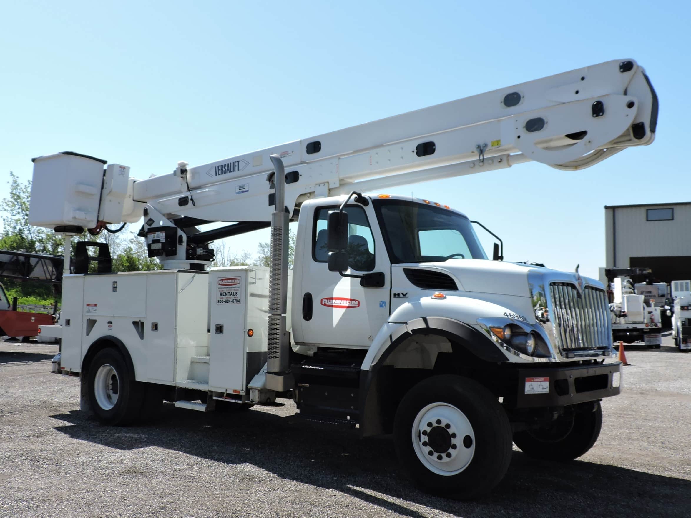 2022 Versalift VN-555-MHI