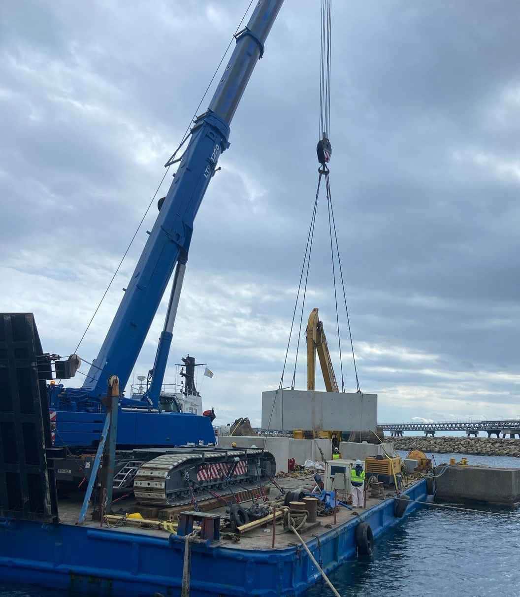 2023 Liebherr LTR1220