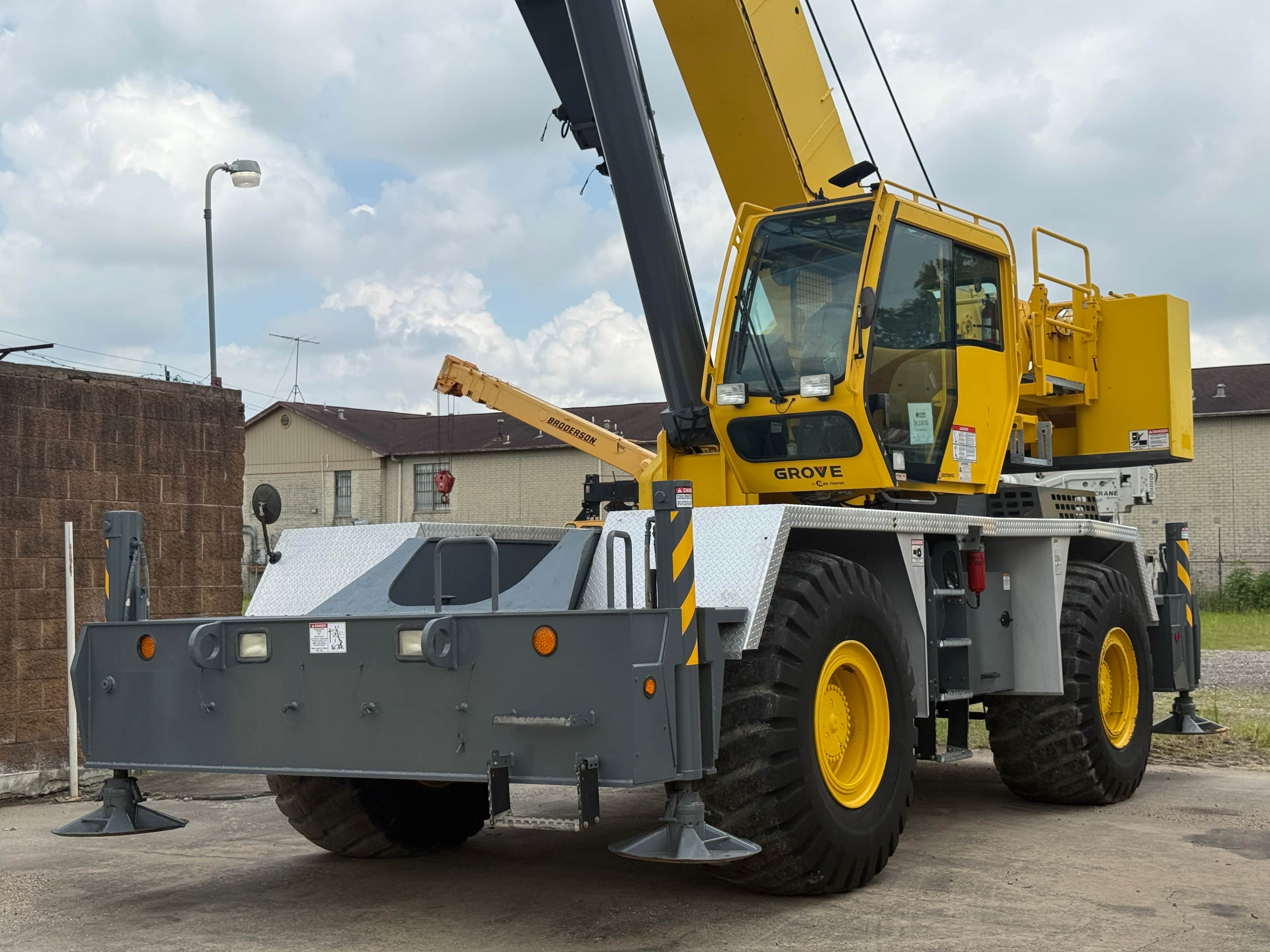 2014 Grove RT600E