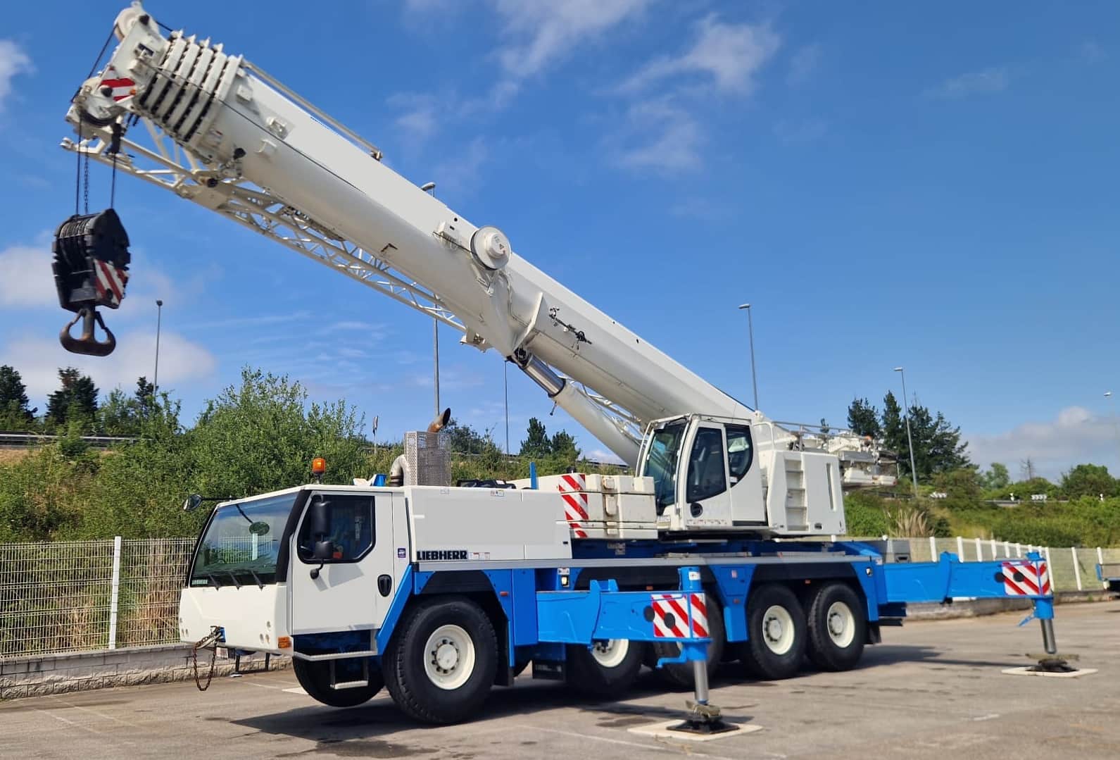 2019 Liebherr