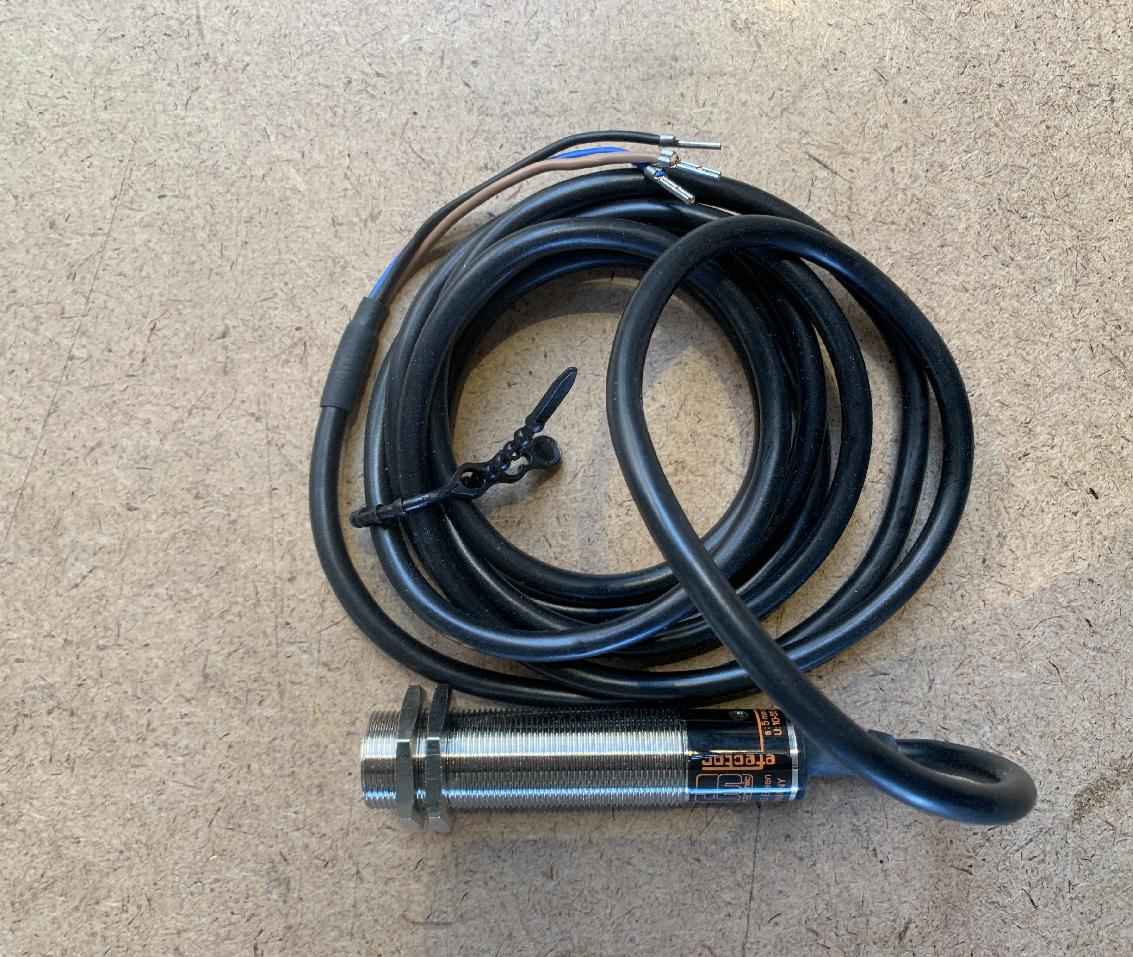 7872990233 - PROXIMITY SWITCH
