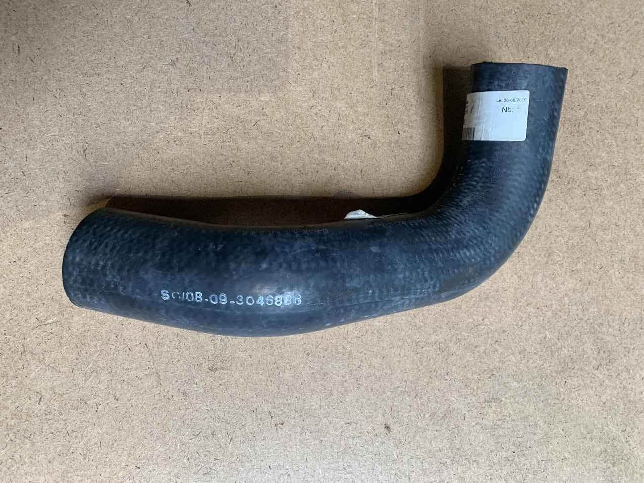 3046886 - HOSE