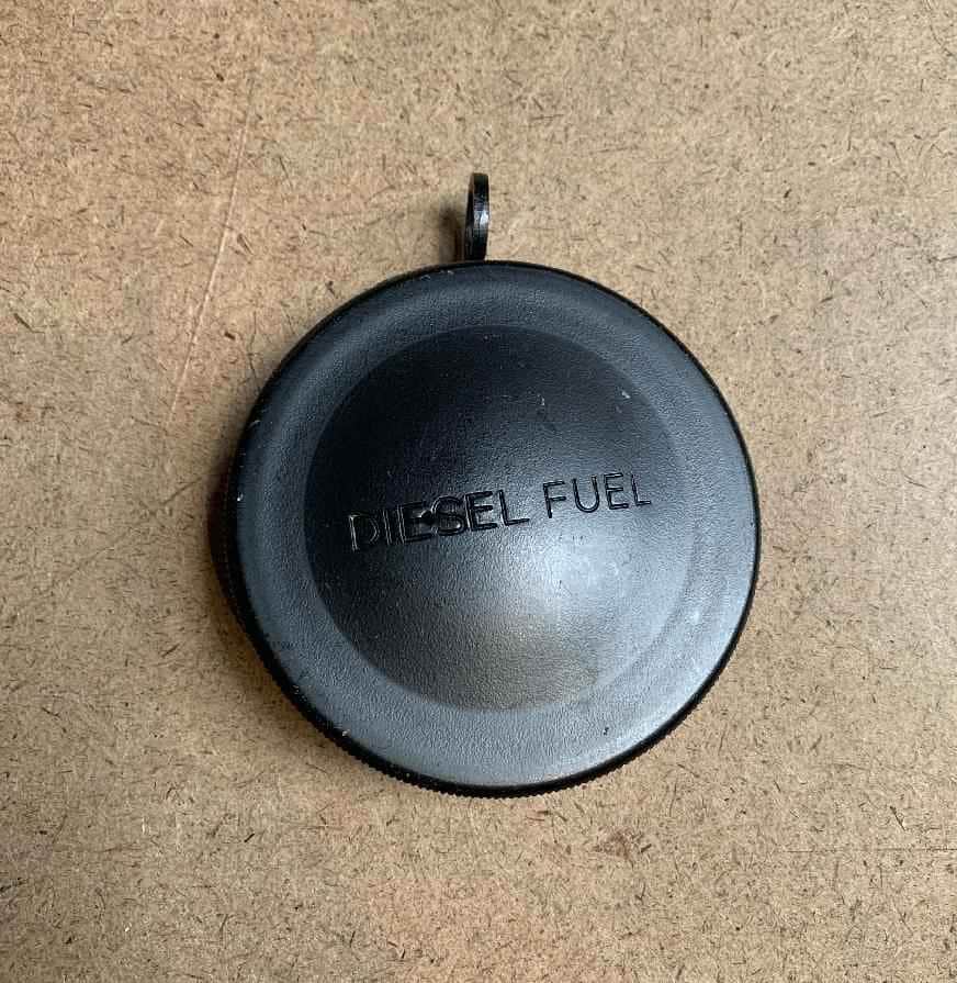 7258990087 - FILLER CAP