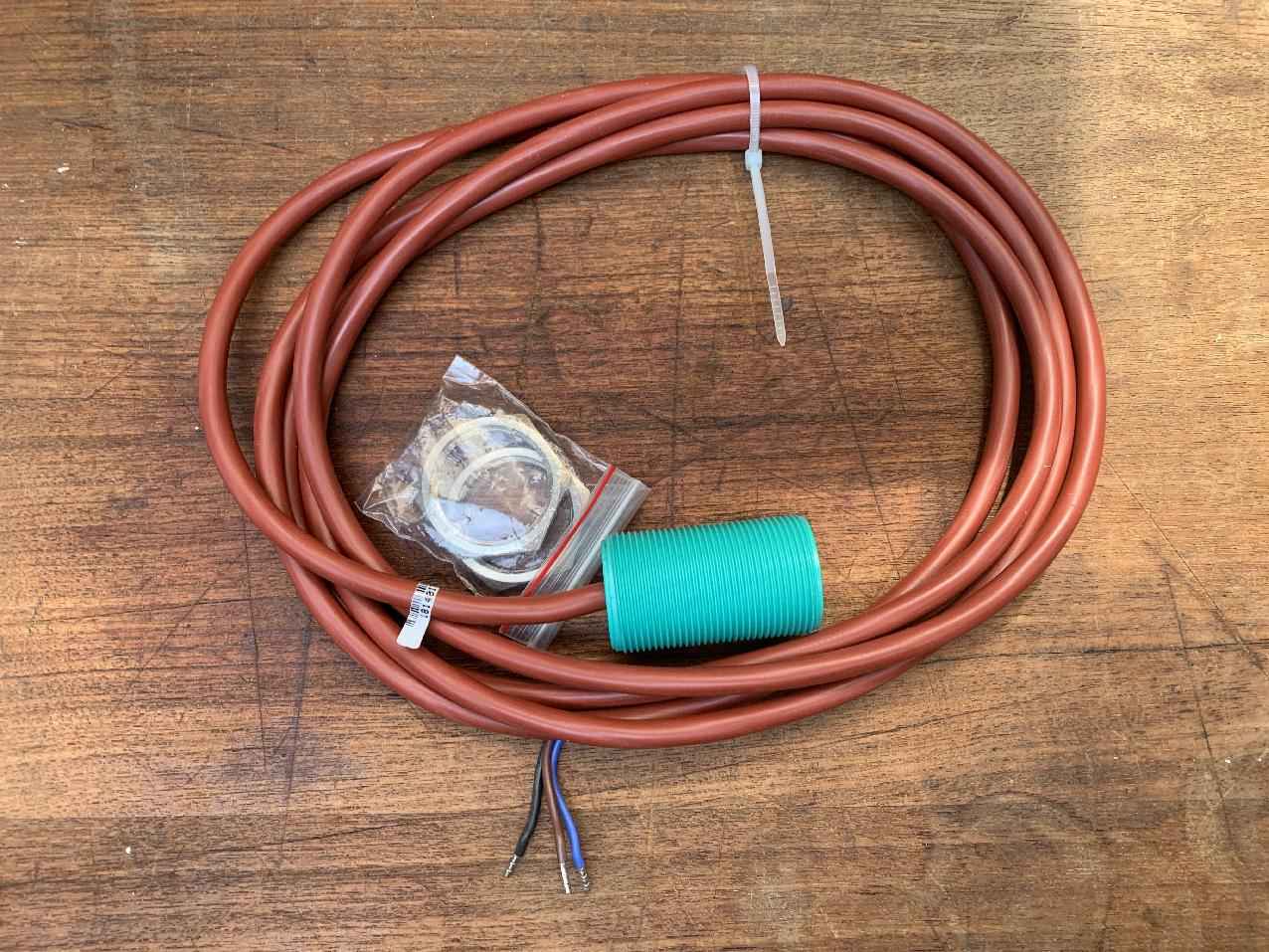 7872000677 - INDUCTIVE PROXIMITY SENSOR