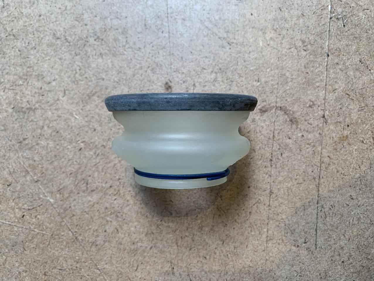 9601990026 - DUST COVER