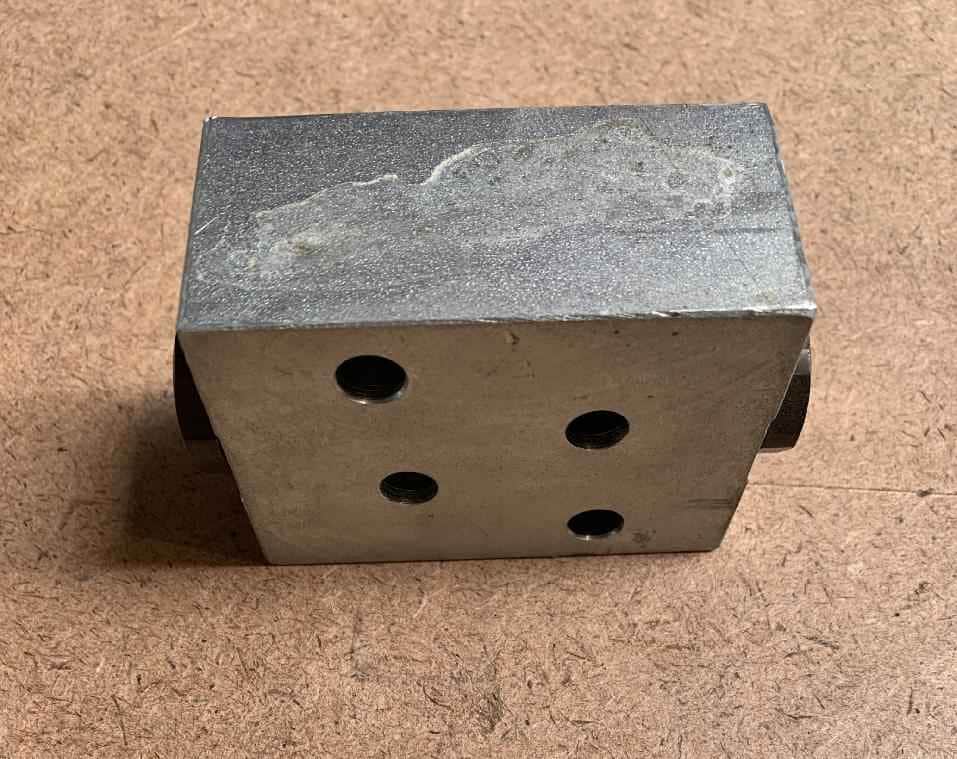 9926102815 - VALVE