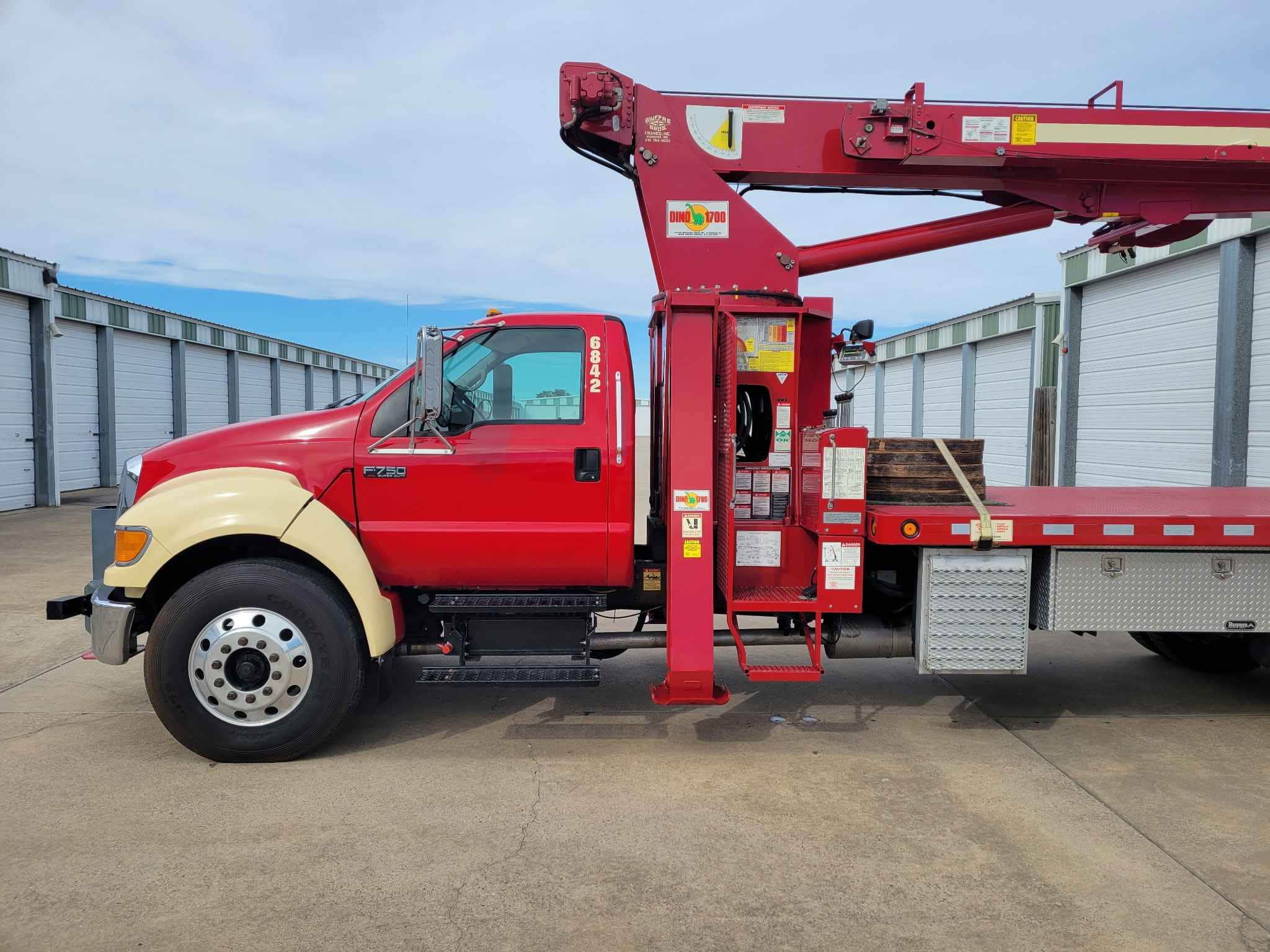 2004 Terex BT3470