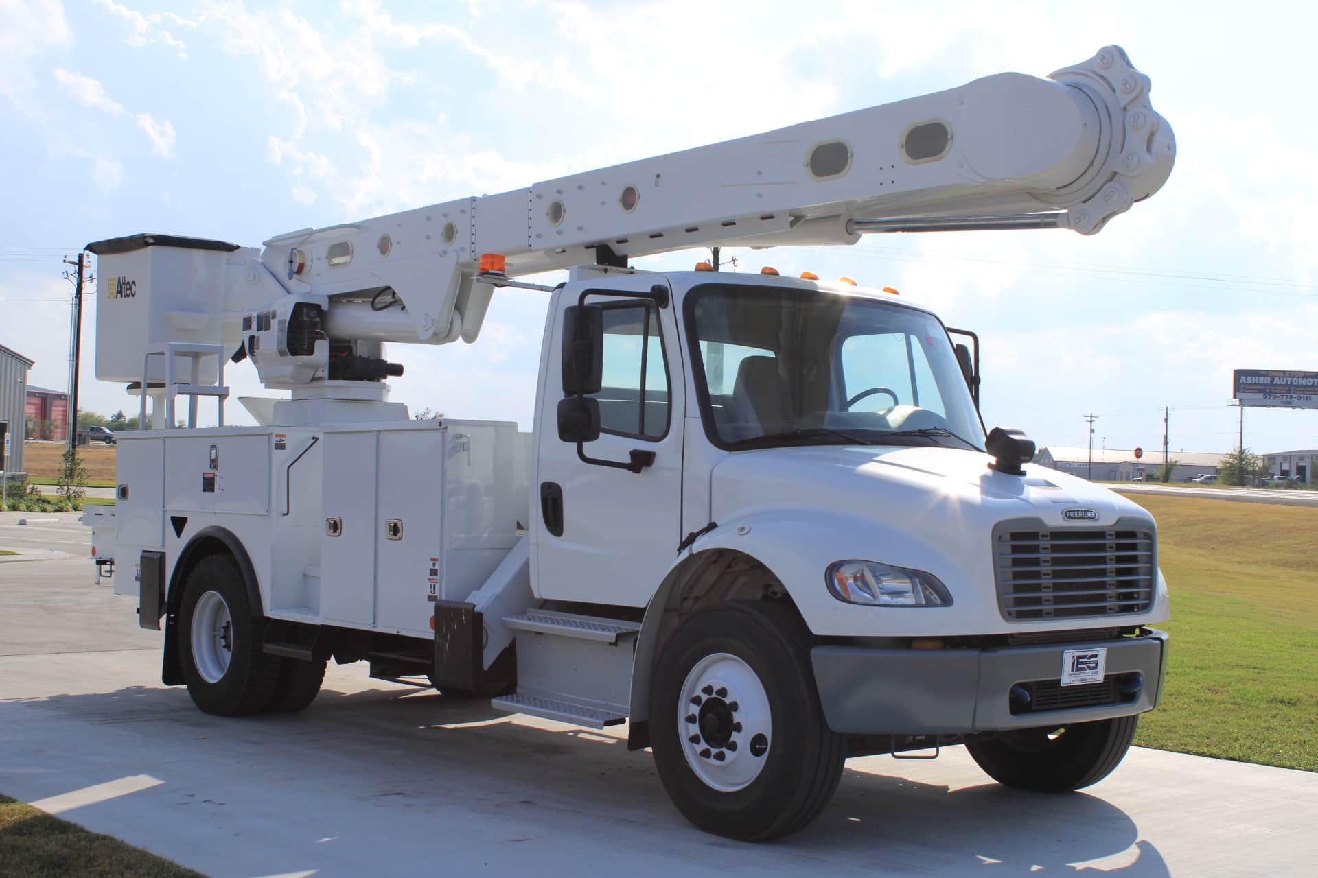 2020 Altec AM55E