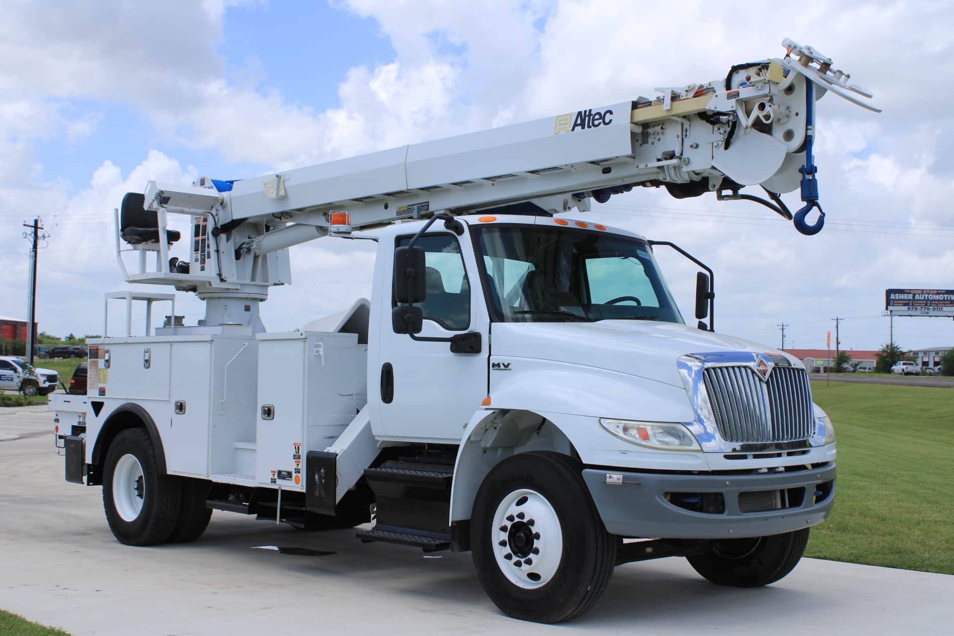 2019 Altec DM47B-TR