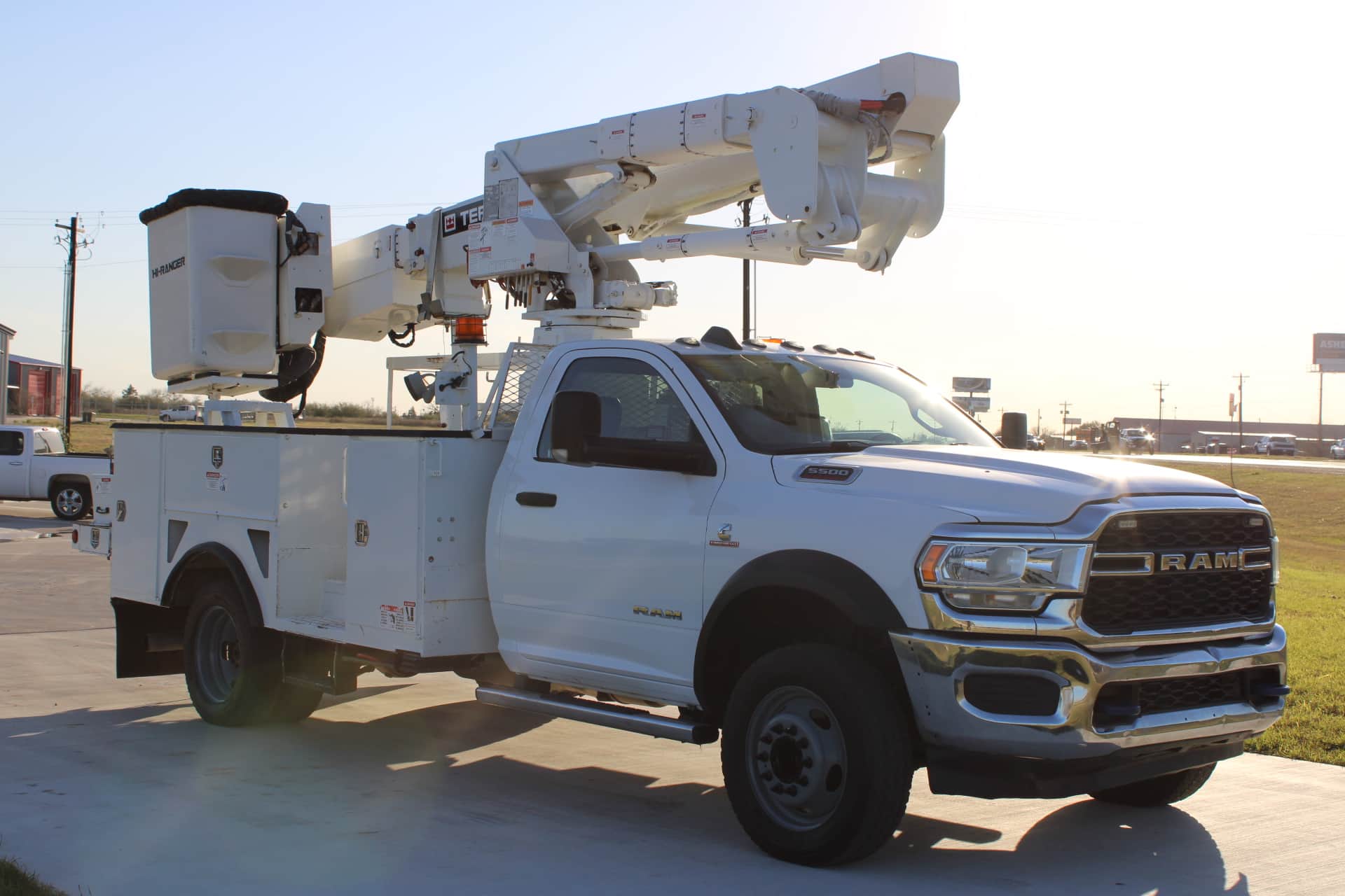 2019 Terex TL37M