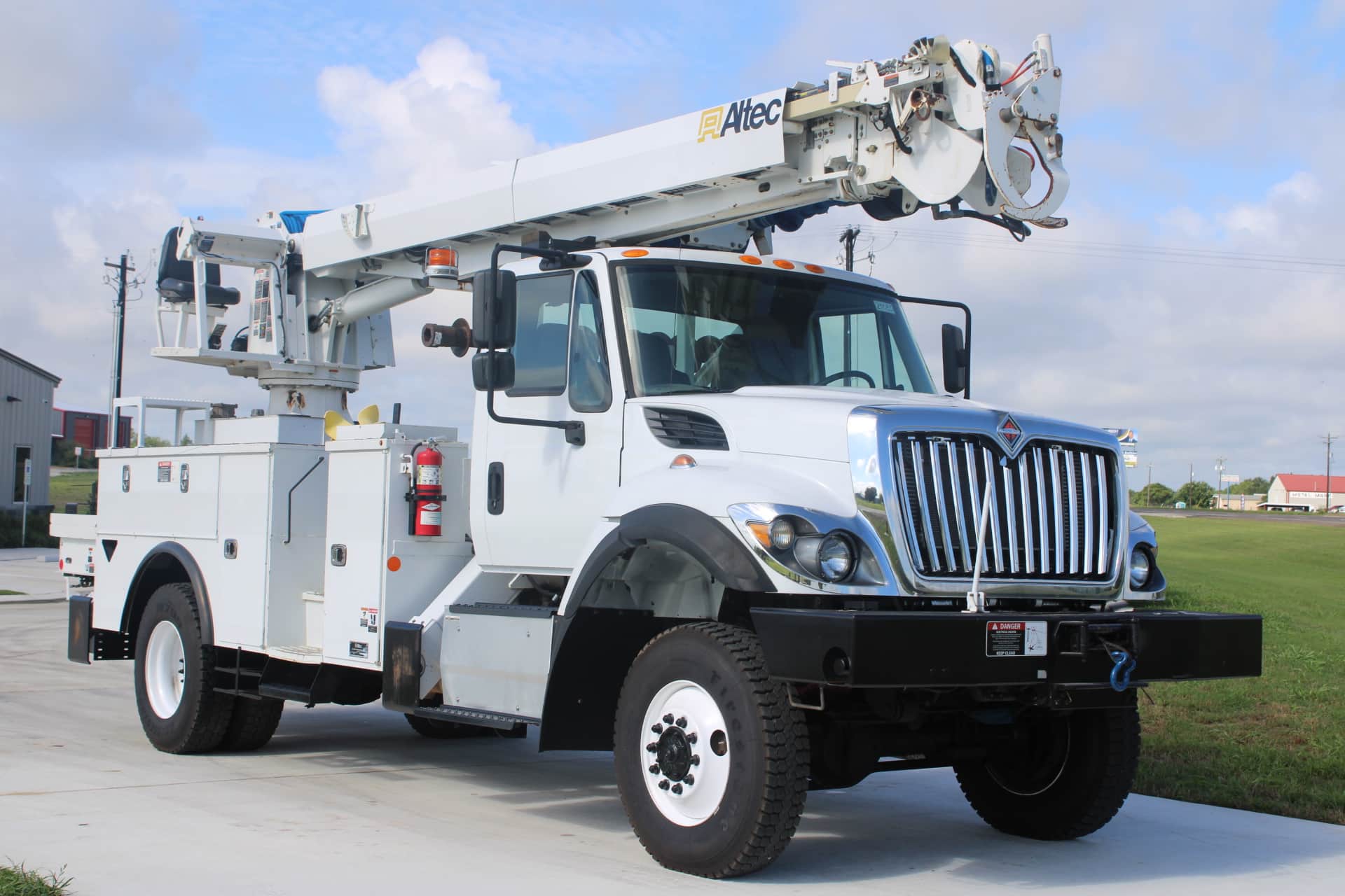 2017 Altec DM47B-TR