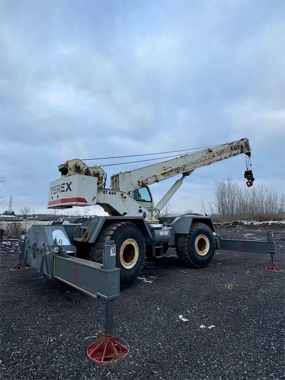 2005 TEREX RT665