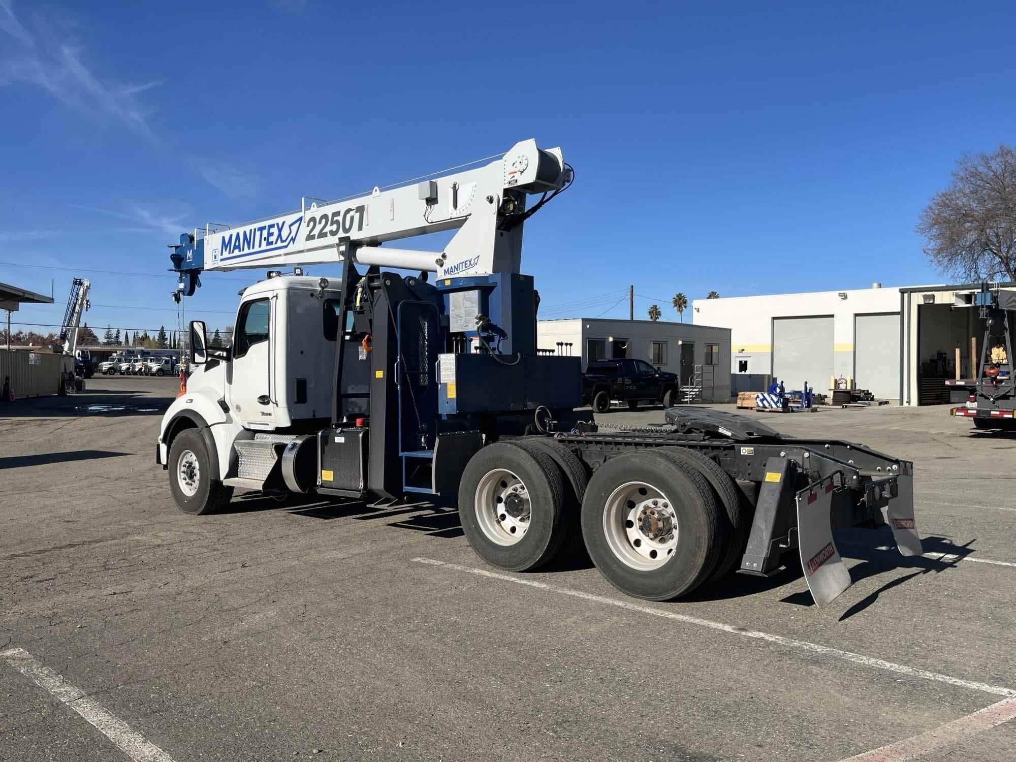 2023 MANITEX 2250T