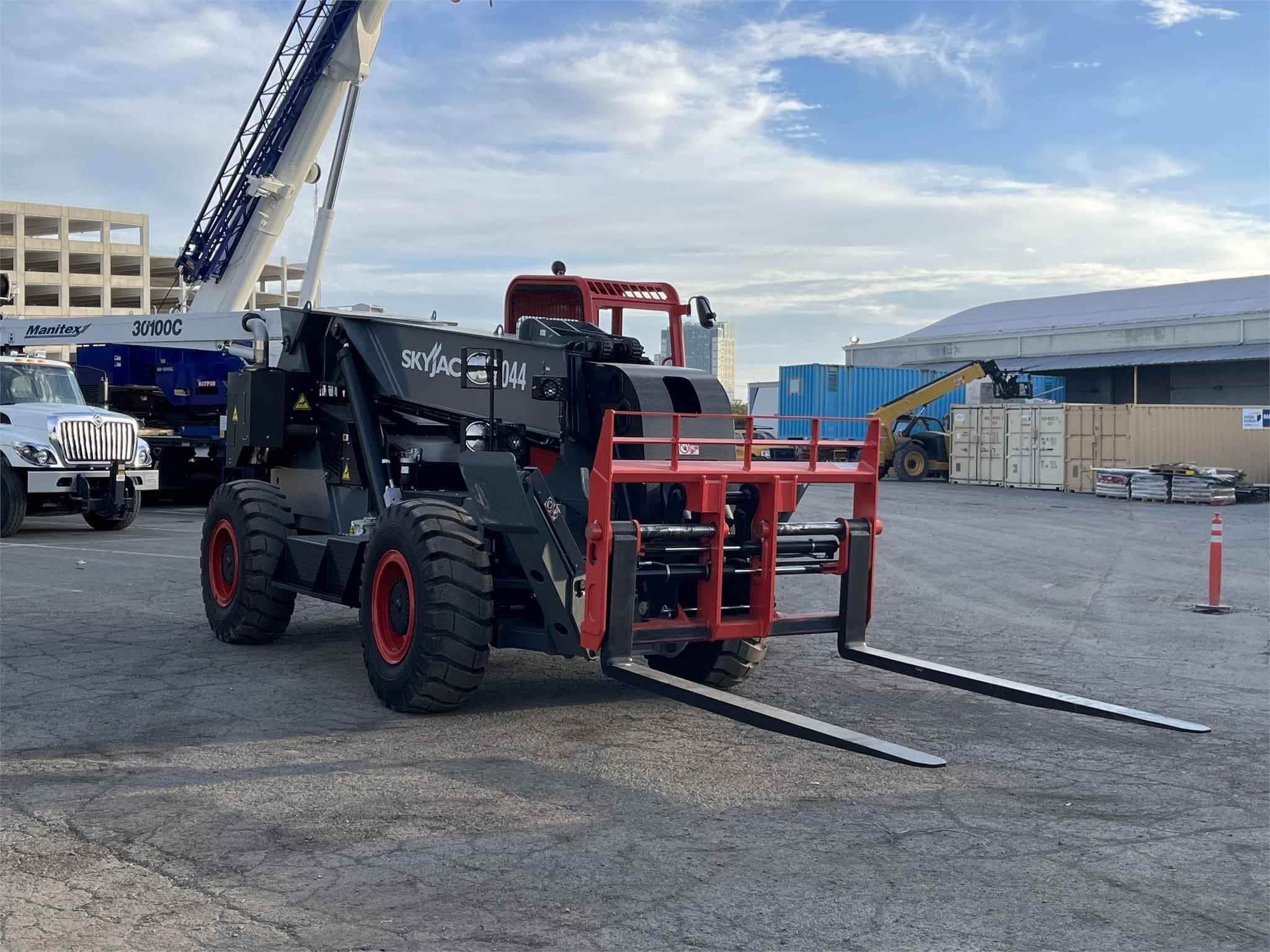 2023 SKYJACK ZB2044