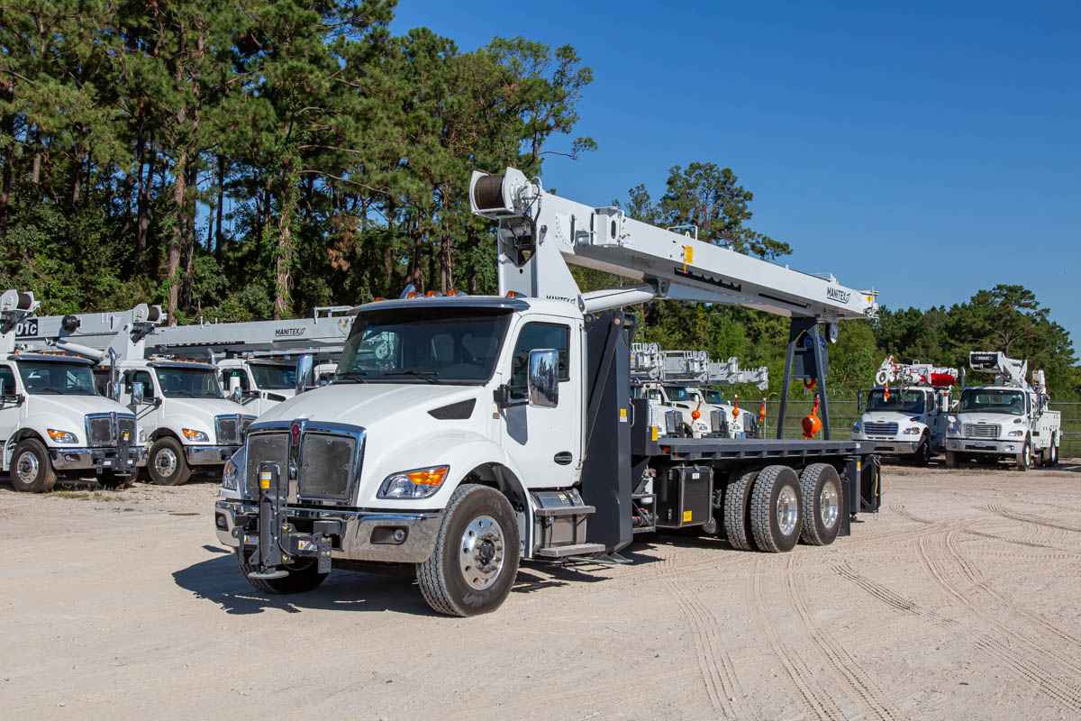 2023 Manitex 2892C