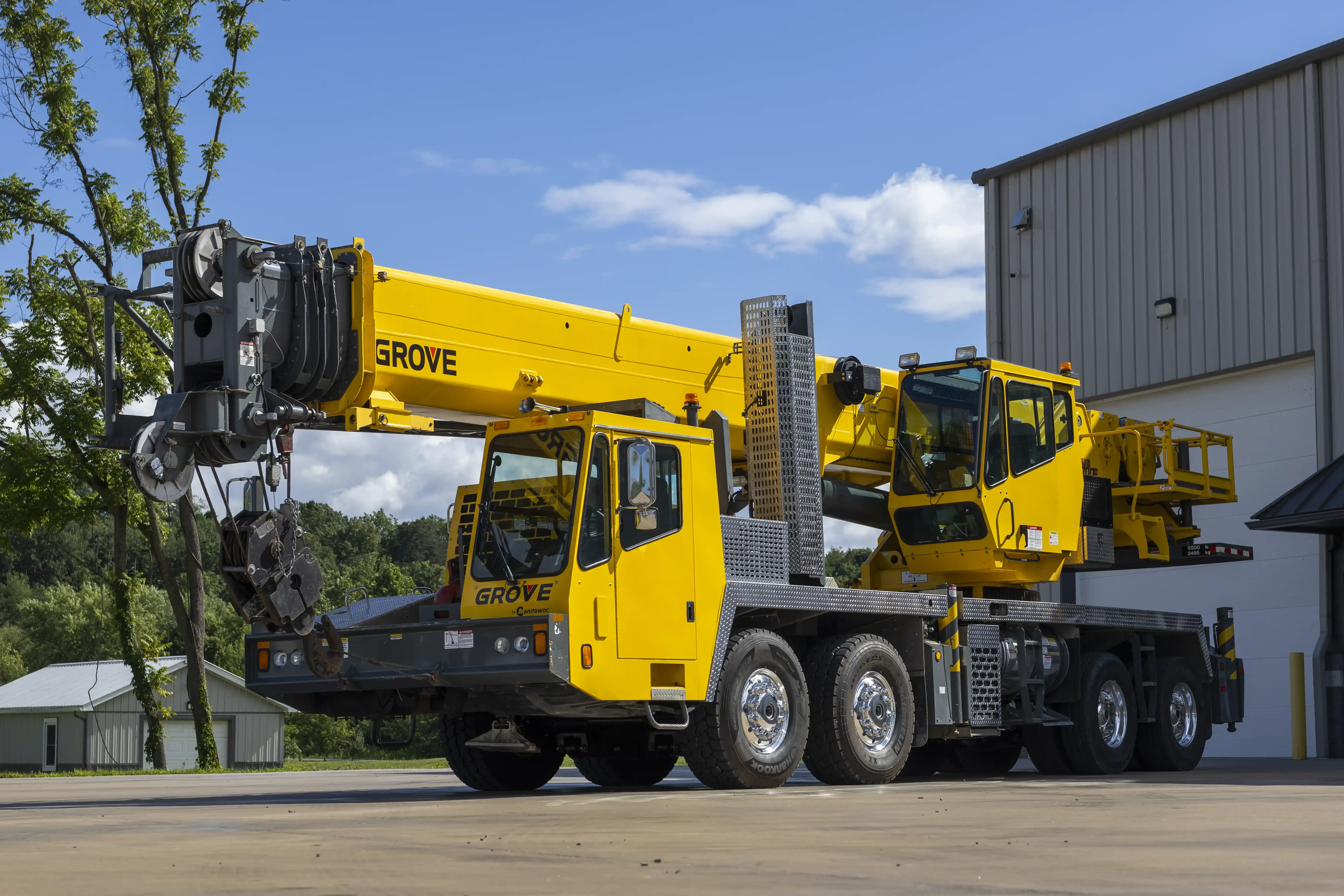 2013 Grove TMS700E