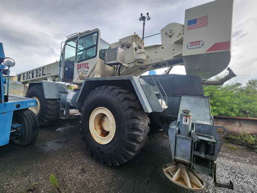 2008 Terex RT780