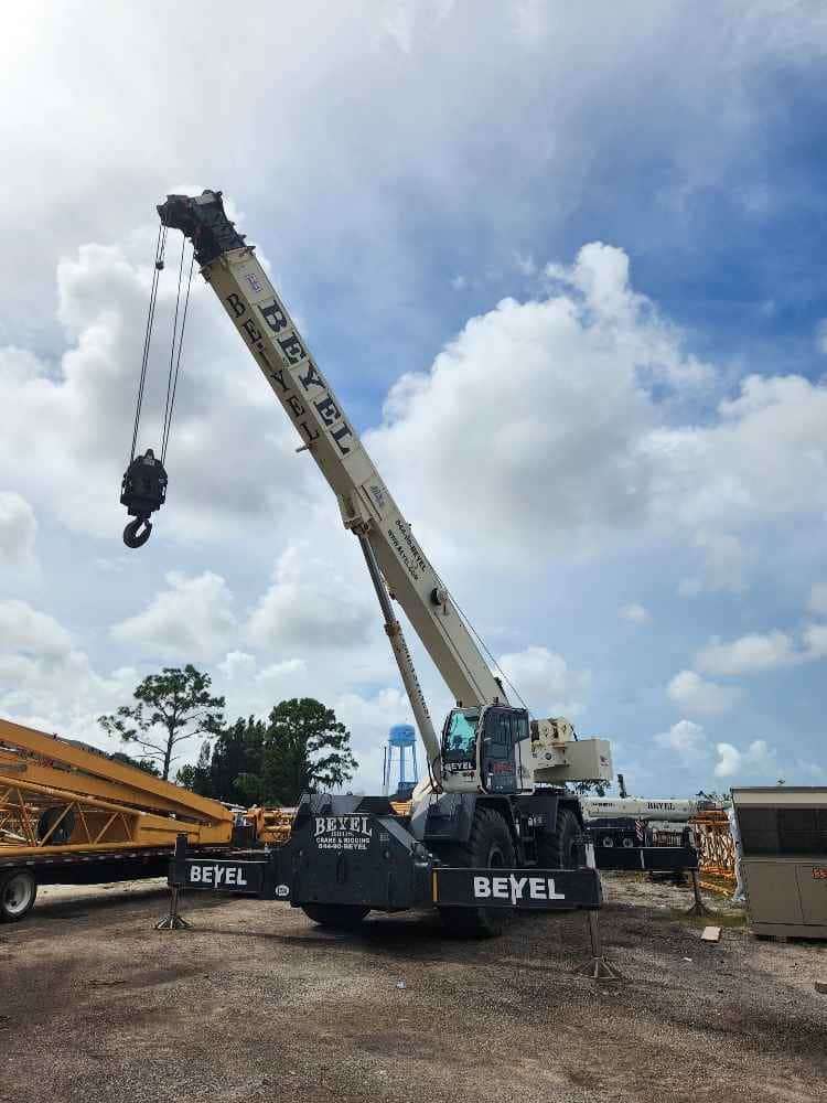 2014 Terex RT780