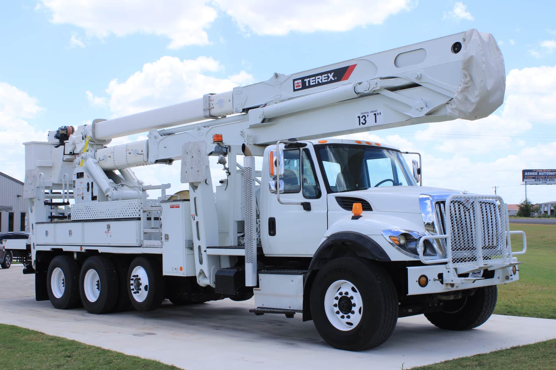 2016 Terex TM100