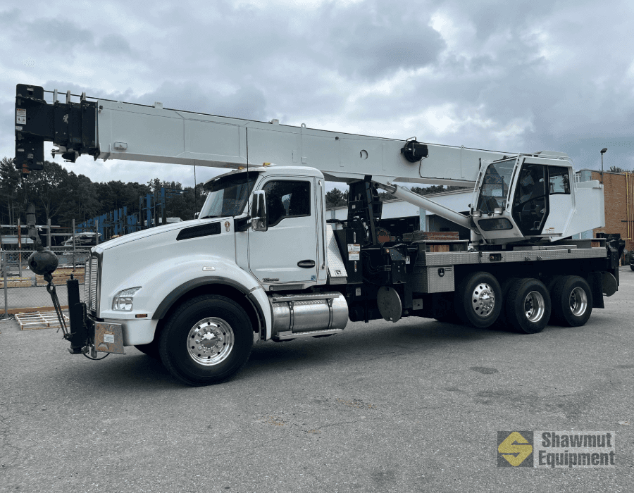 2017 National Crane NBT45127